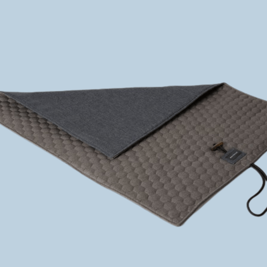 Molly & Stitch Hundereisedecke MOLLY&STITCH HONEYCOMB HUNDEMATTE